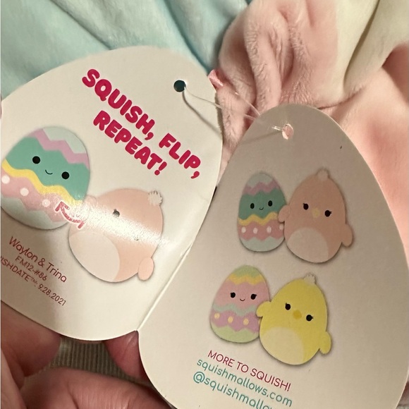 Squishmallow 12" Flip a Mallows Waylon & Trina Easter - Picture 7 of 10